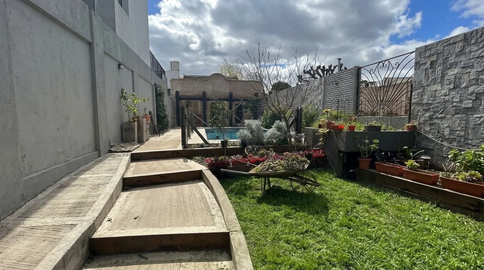 Casa de 4 ambientes en venta en Villa Ballester, Boulevard Ballester 6800, foto 4
