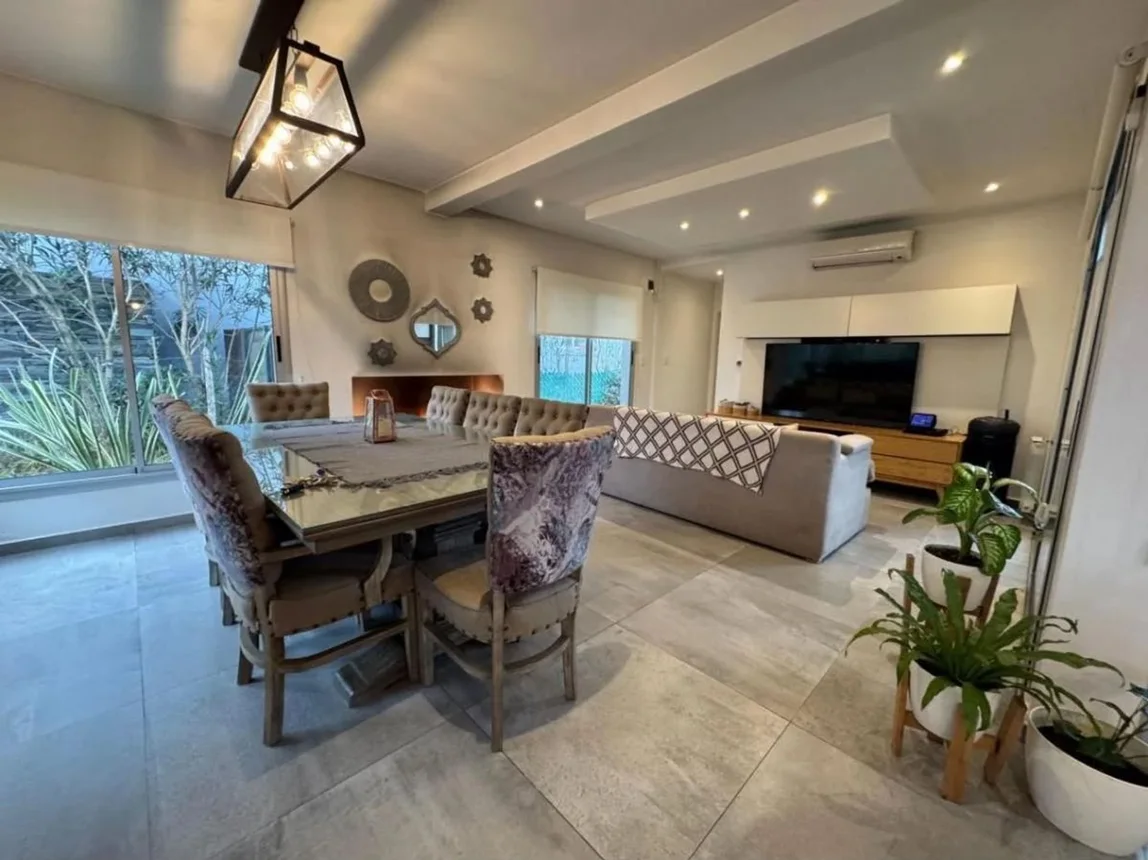 Casa de 4 ambientes en venta en Hudson, Calle 163 7800