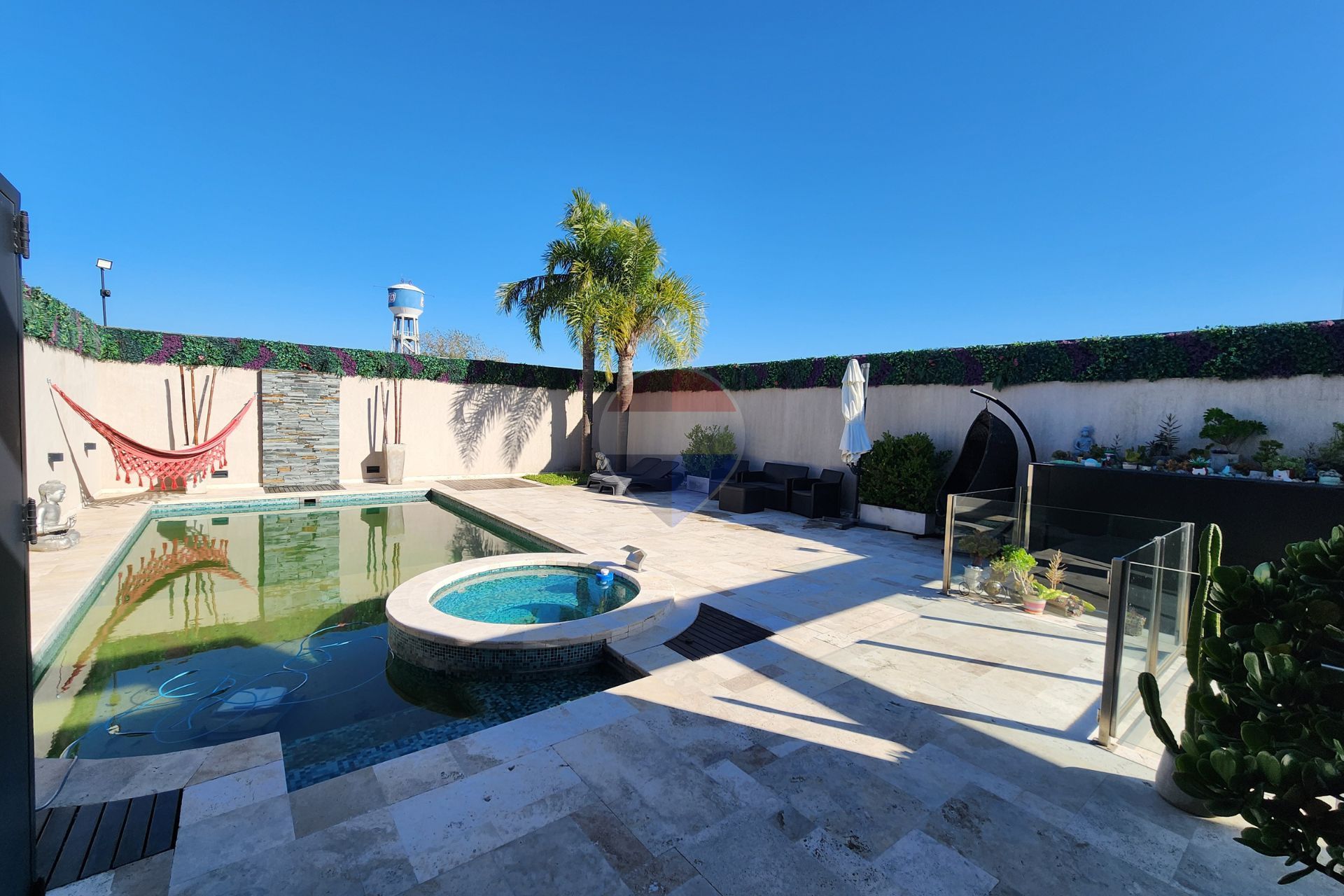 Foto 11 — VENTA CASA 5 AMB C/PILETA EN QUILMES