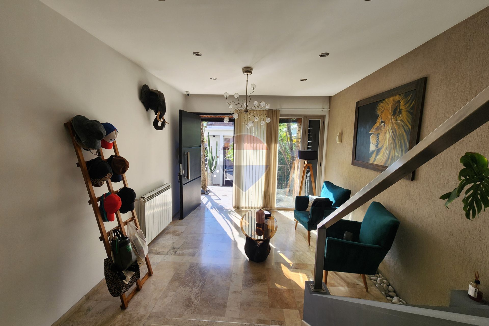 Foto 5 — VENTA CASA 5 AMB C/PILETA EN QUILMES