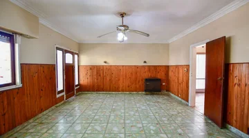 CASA EN VENTA LA PLATA 3 DORMITORIOS+DEPARTAMENTO