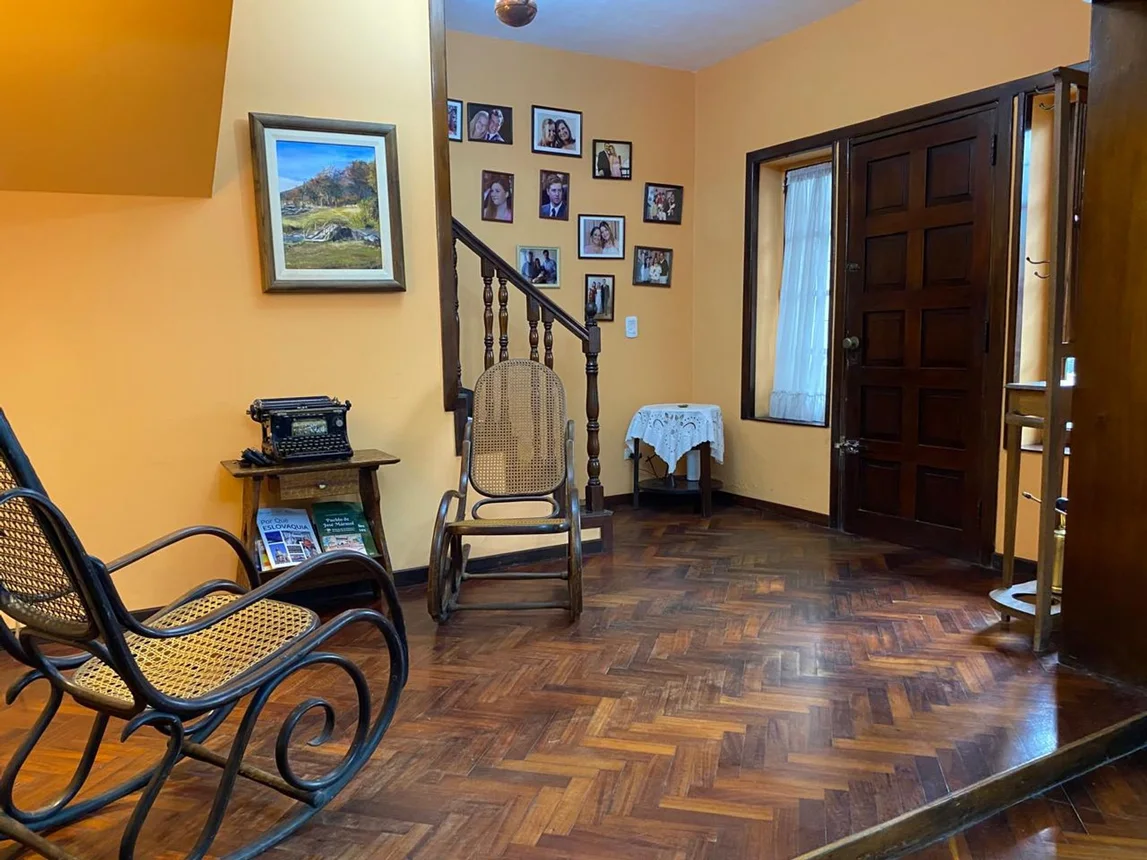 Casa de 5 ambientes en venta en Beccar, Julián Navarro 3900, foto 2