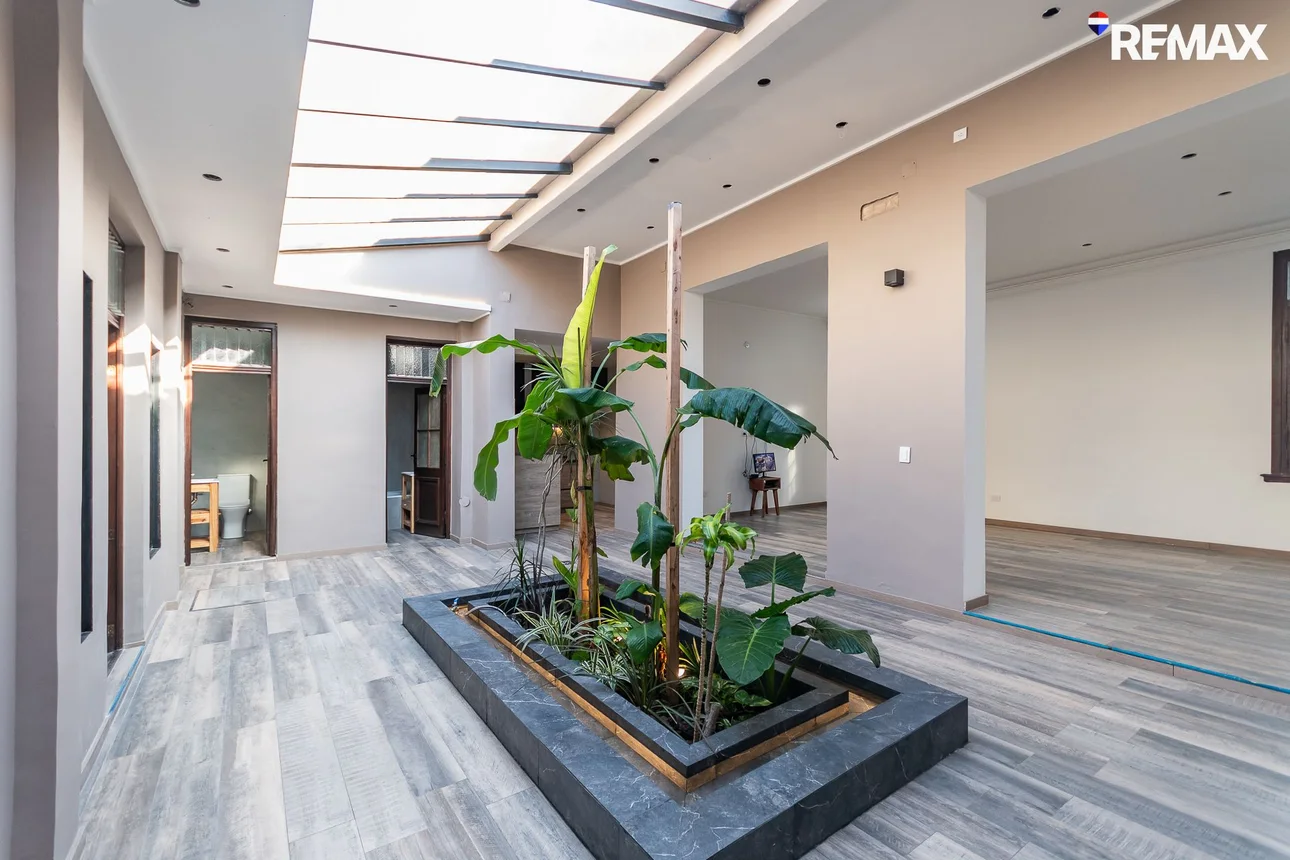 Casa de 7 ambientes en venta en Villa del Parque, General José Gervasio Artigas 2500, foto 2