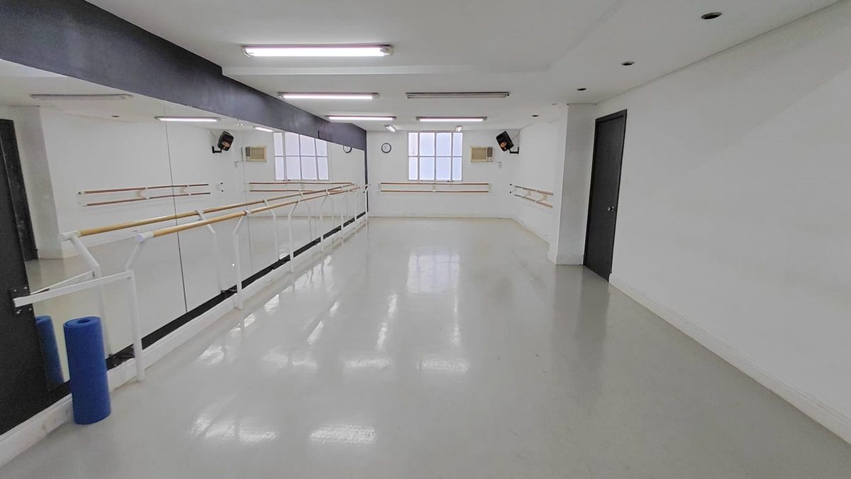 VENTA OFICINA ESTUDIO FLORIDA EDIFICIO THOMSON