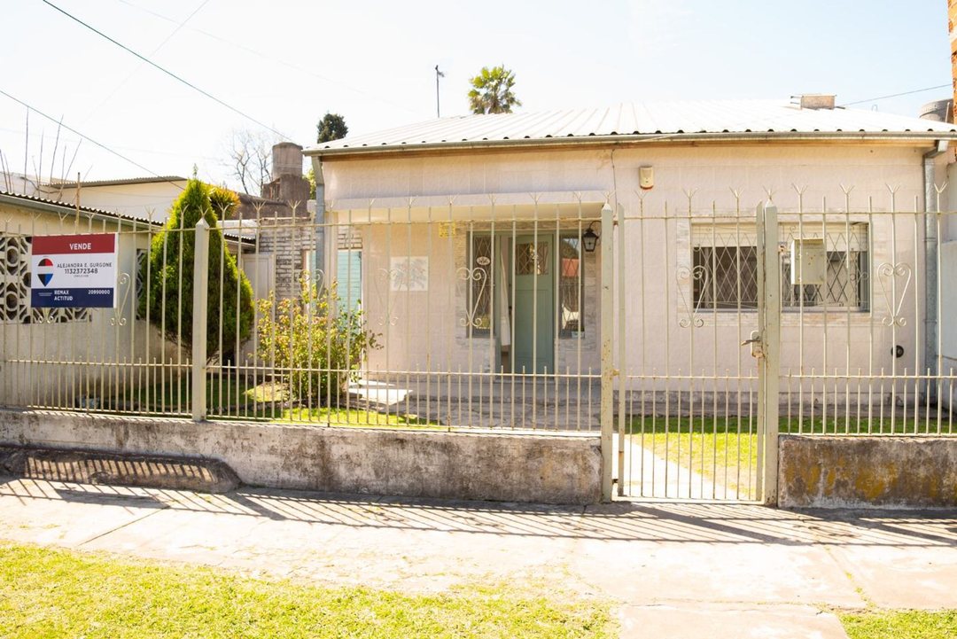 CASA 3 AMBIENTES EN VENTA EN TEMPERLEY