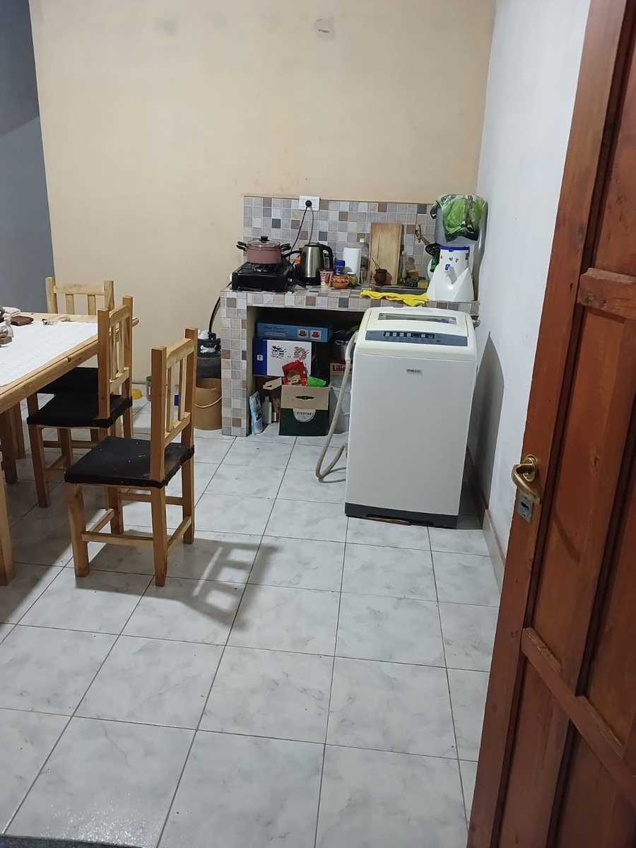 CASA EN VENTA CORONEL MOLDES 6 DORMITORIOS - foto 4