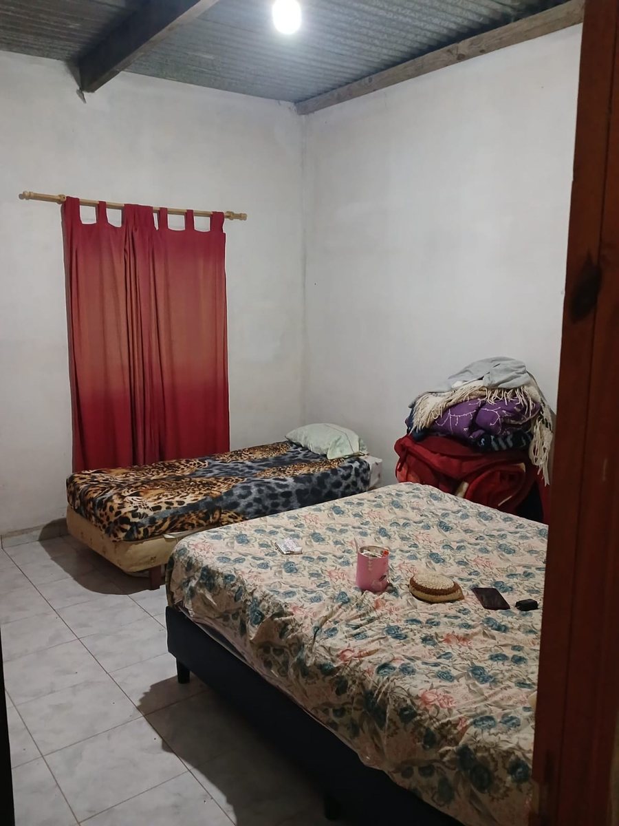 CASA EN VENTA CORONEL MOLDES 6 DORMITORIOS - foto 5