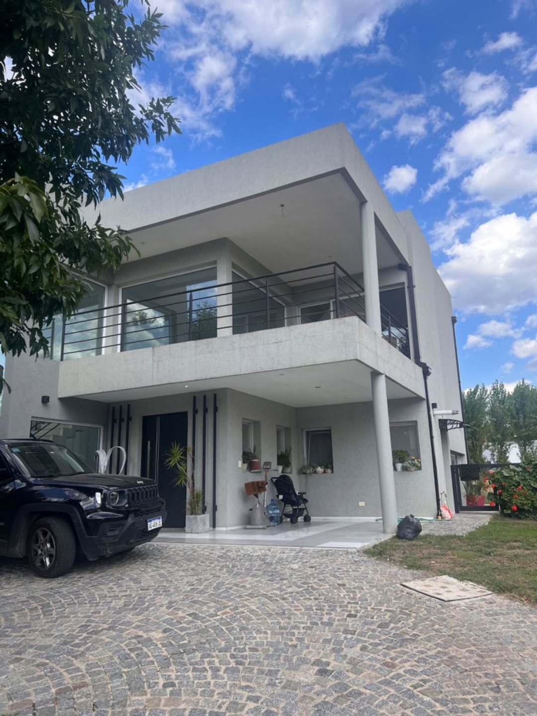 CASA EN VENTA 6 AMBIENTES STA GUADALUPE PILAR DEL