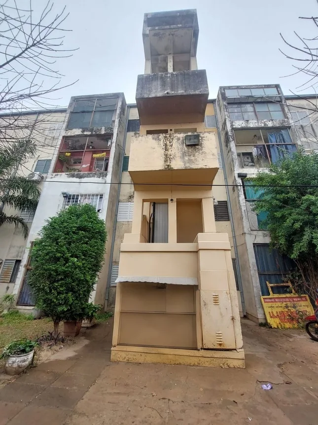 Departamento de 5 ambientes en venta en Corrientes, Leloir y Manzilla 0
