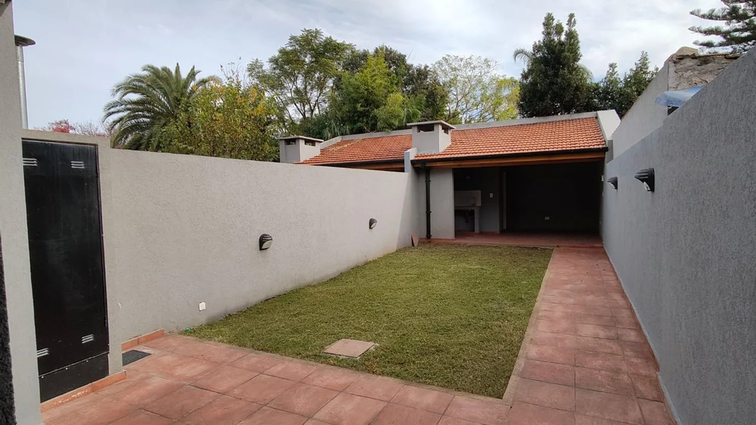 Casa dúplex en venta en Hurlingham, foto 2