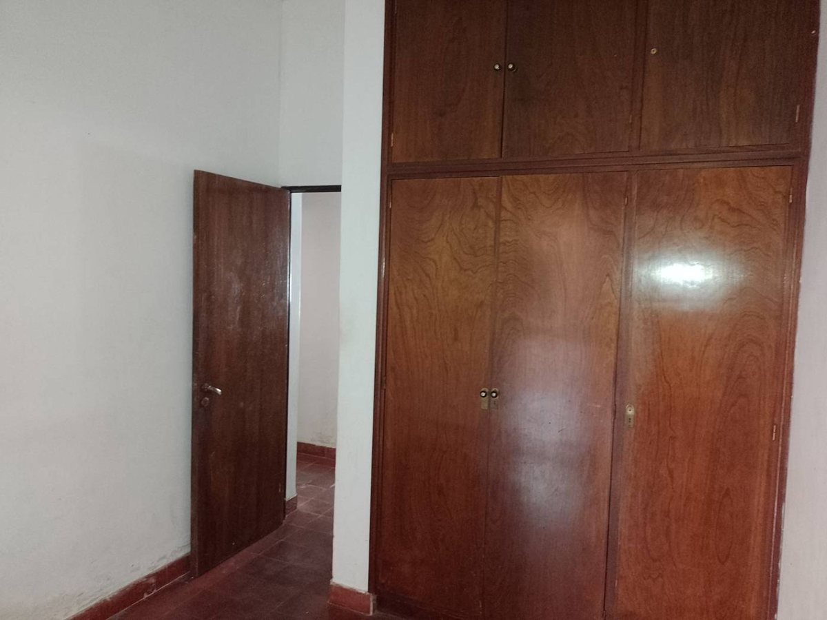 CASA VENTA MAS LOCAL SANTA ANA I 4 DORMITORIOS - foto 14