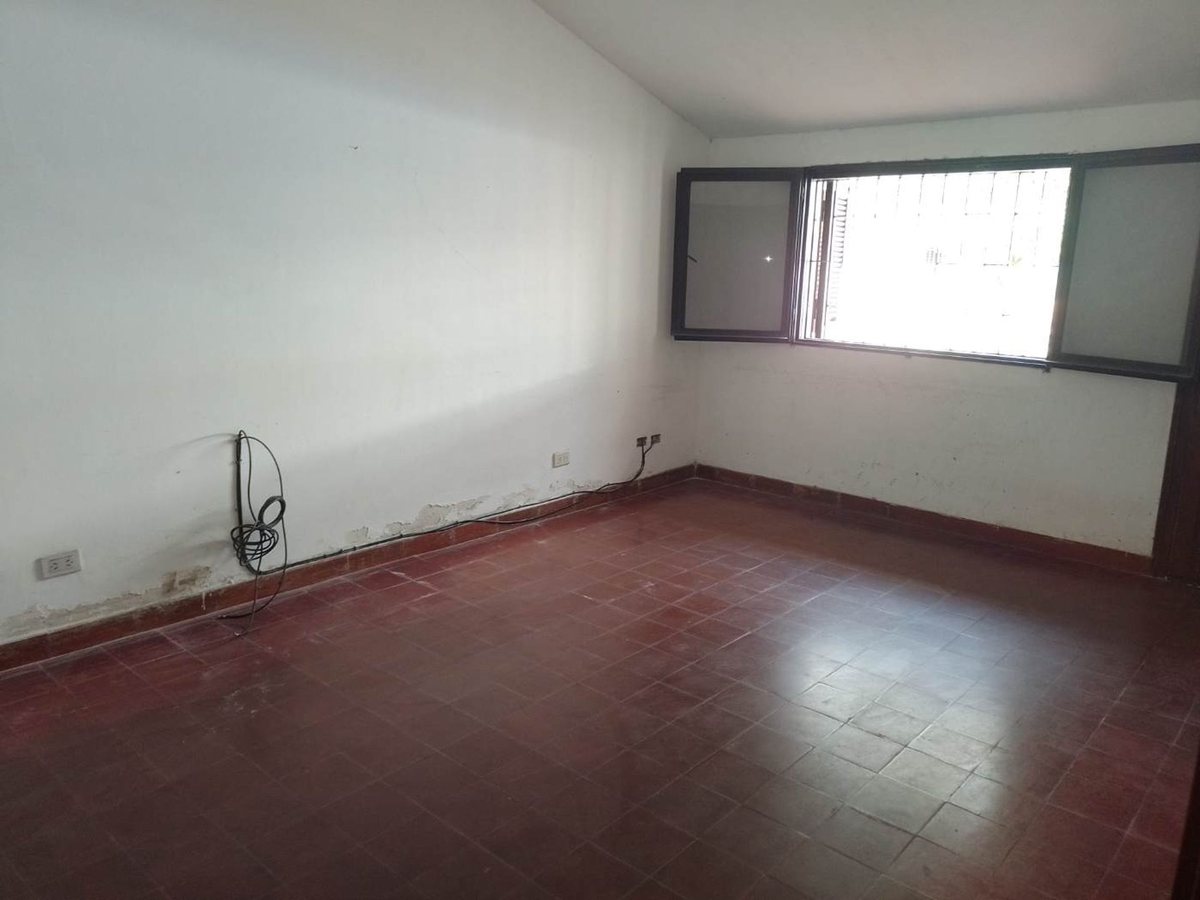 CASA VENTA MAS LOCAL SANTA ANA I 4 DORMITORIOS - foto 20