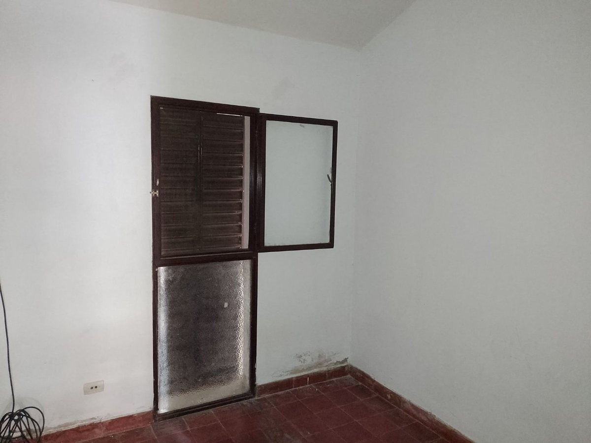 CASA VENTA MAS LOCAL SANTA ANA I 4 DORMITORIOS - foto 12