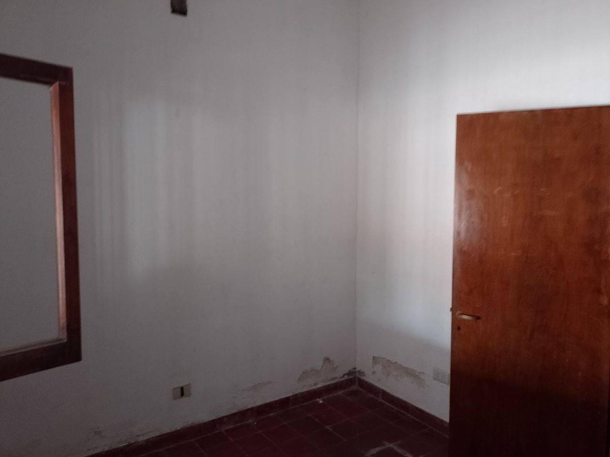 CASA VENTA MAS LOCAL SANTA ANA I 4 DORMITORIOS - foto 17