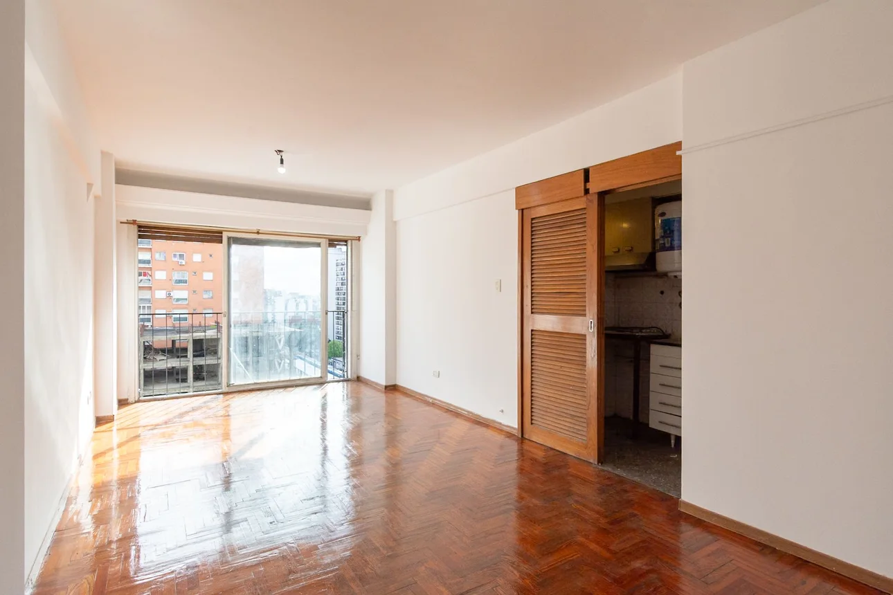 Monoambiente en venta en Ramos Mejía, Avenida Rivadavia 13800