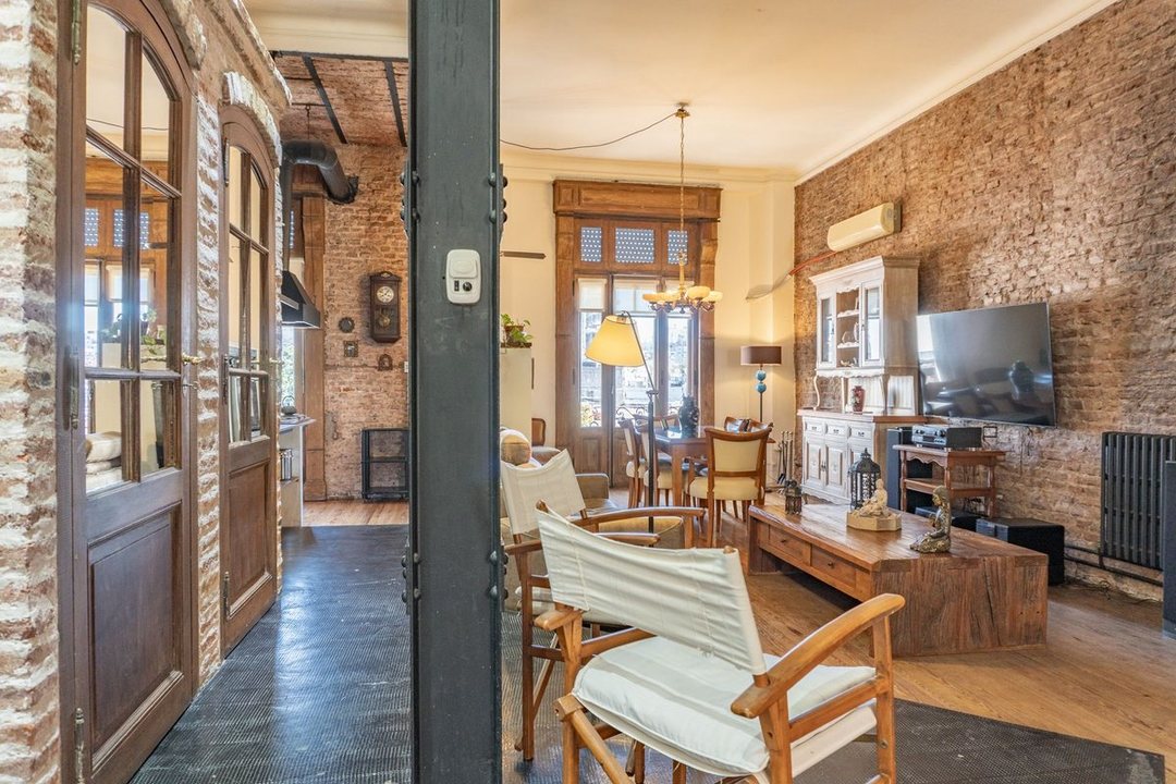 Home 4 e990e6b2 a65d 43c0 bcda 8c27774a484b