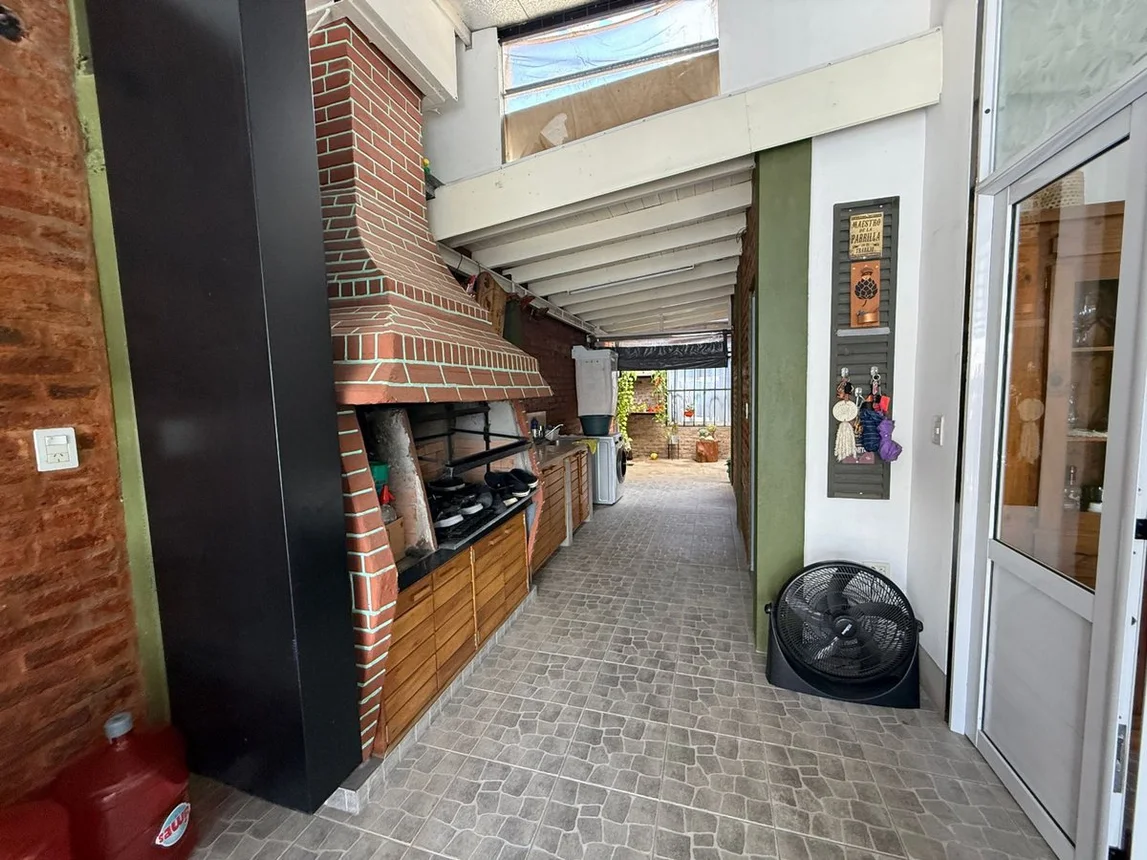 Casa de 3 ambientes en venta en Hurlingham, Huemul 3100, foto 2