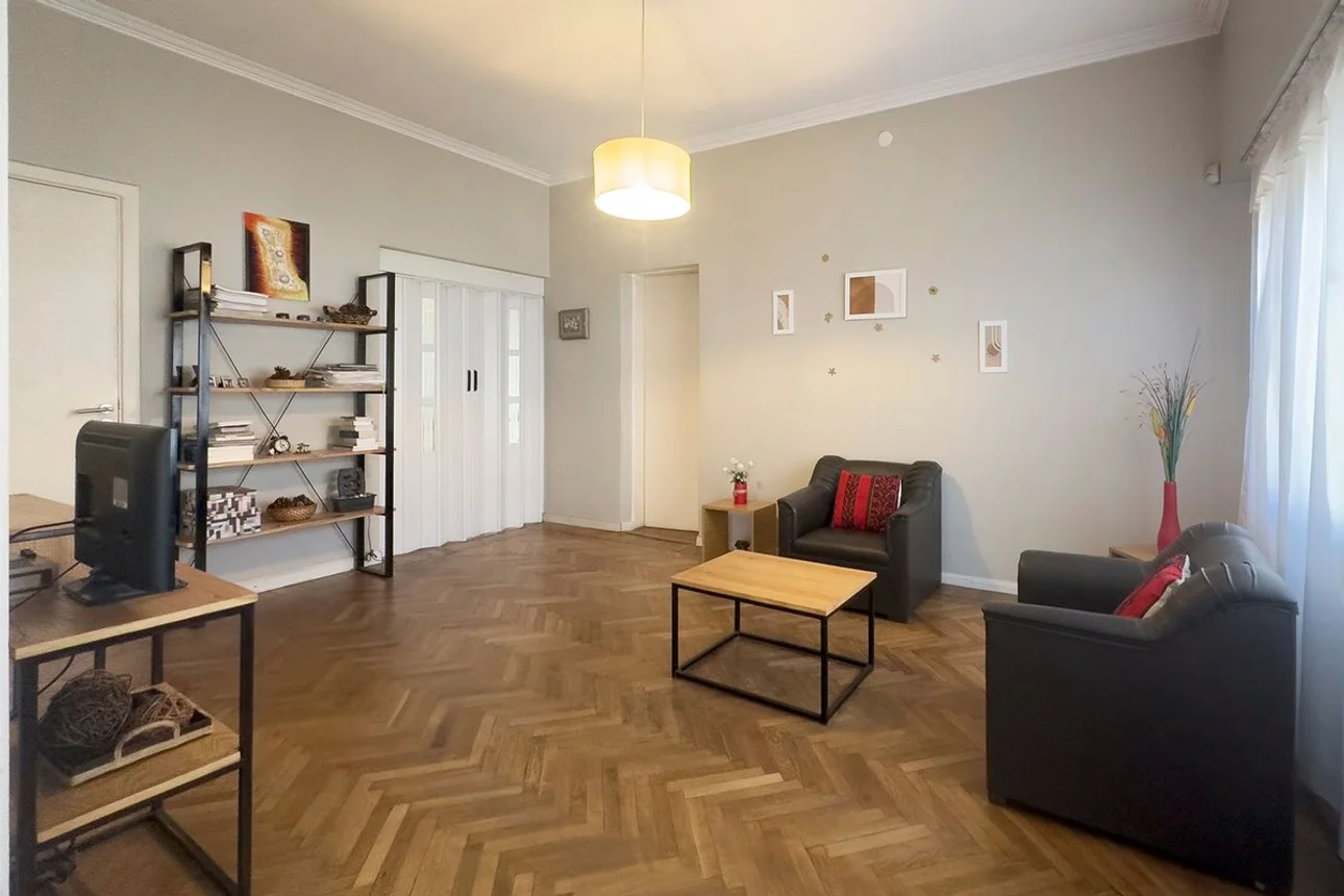 Casa de 4 ambientes en venta en Banfield, Pueyrredon 1700, foto 2