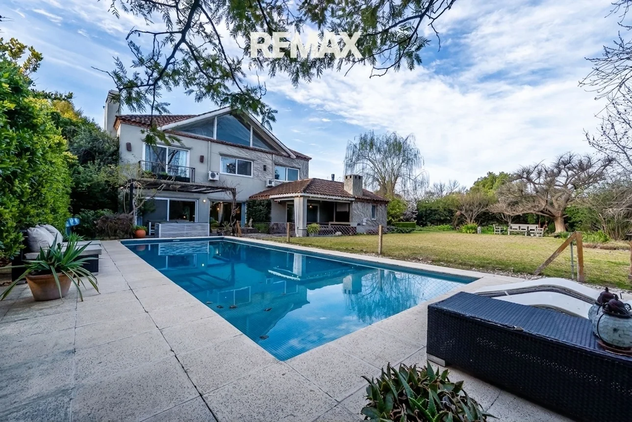 Casa en venta en Pilar