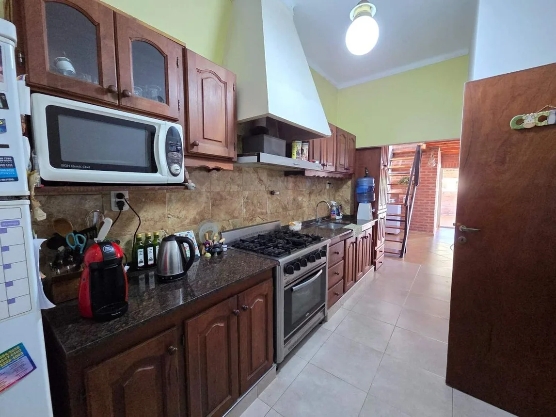 Casa de 4 ambientes en venta en Hurlingham, Albeniz 1800, foto 4