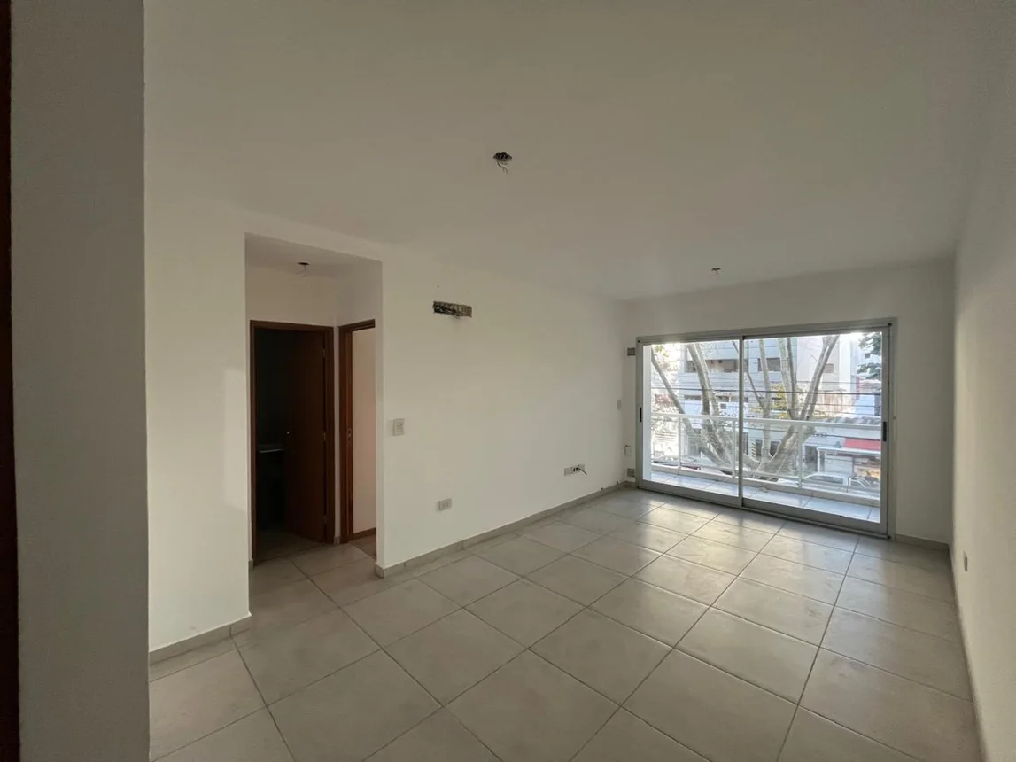 Departamento en alquiler en La Plata, foto 2