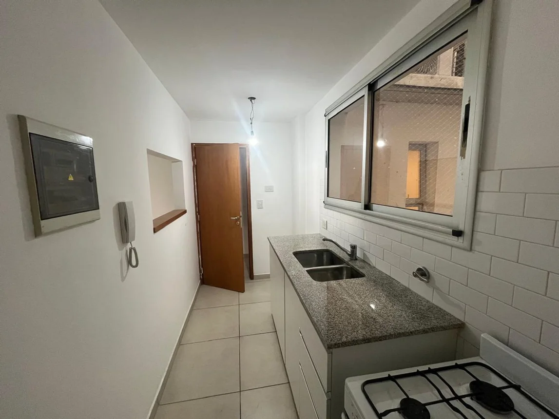 Departamento en alquiler en La Plata, foto 4