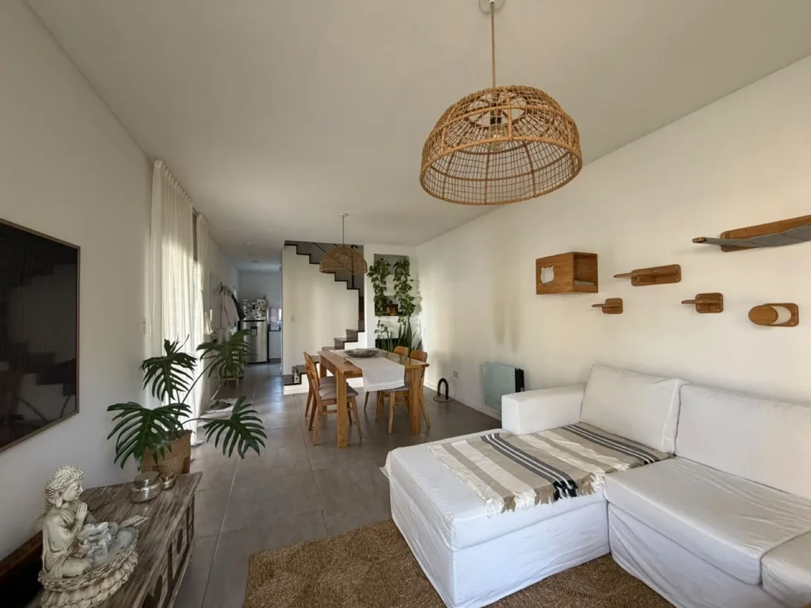 Casa de 4 ambientes en venta en Funes, Gobernador Vera 3200, foto 2