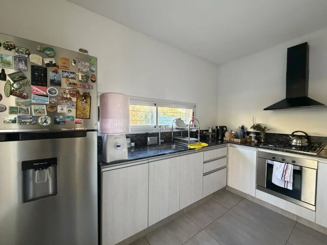 Casa de 4 ambientes en venta en Funes, Gobernador Vera 3200, foto 4
