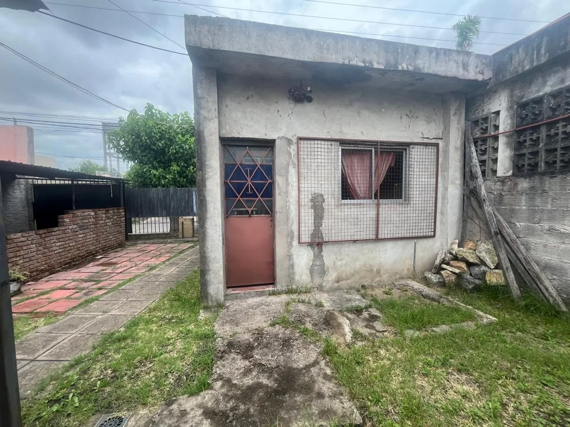 Casa en venta en Castelar, foto 3