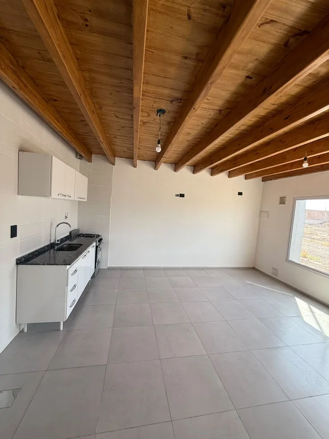 Casa en venta en Guaymallén, foto 3