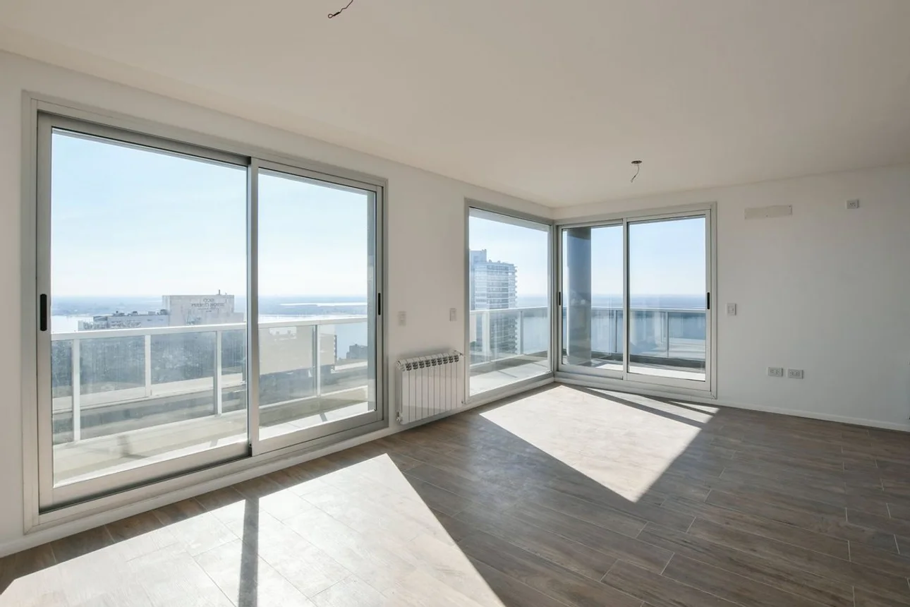 Departamento de 4 ambientes en venta en Rosario, Thedy 200