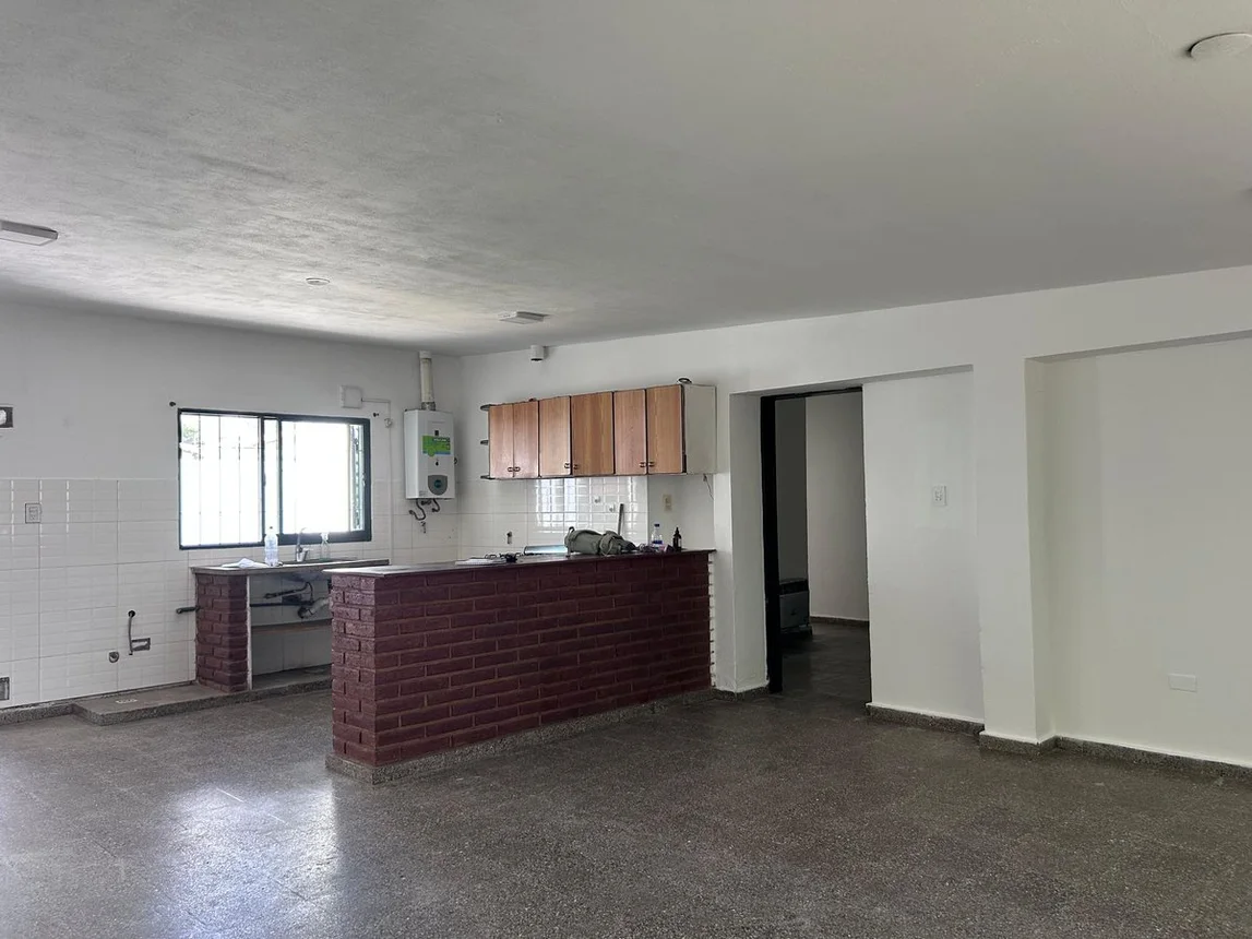 Casa de 4 ambientes en alquiler en Córdoba, Labarden 8700, foto 4