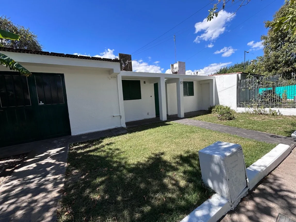 Casa de 4 ambientes en alquiler en Córdoba, Labarden 8700, foto 3