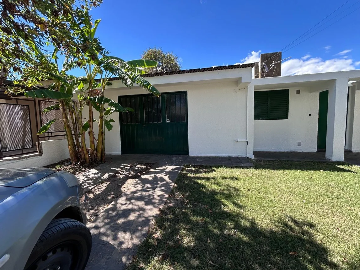 Casa de 4 ambientes en alquiler en Córdoba, Labarden 8700, foto 2