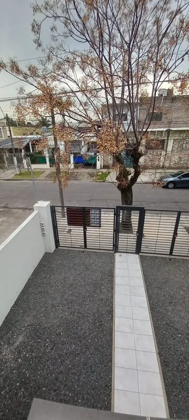 Dúplex en venta en Castelar, foto 2