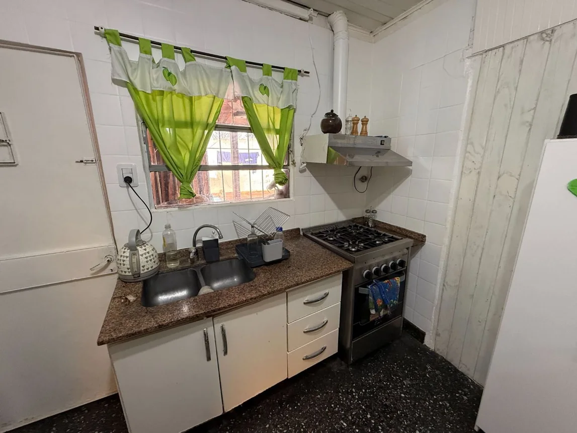 Casa de 3 ambientes en venta en Moreno, Bernard Shaw 1300, foto 3