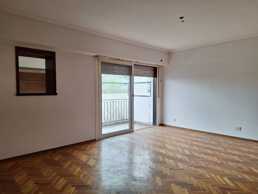 VENTA DEPTO 3 AMB CHACARITA CON BALCÓN Y COCHERA