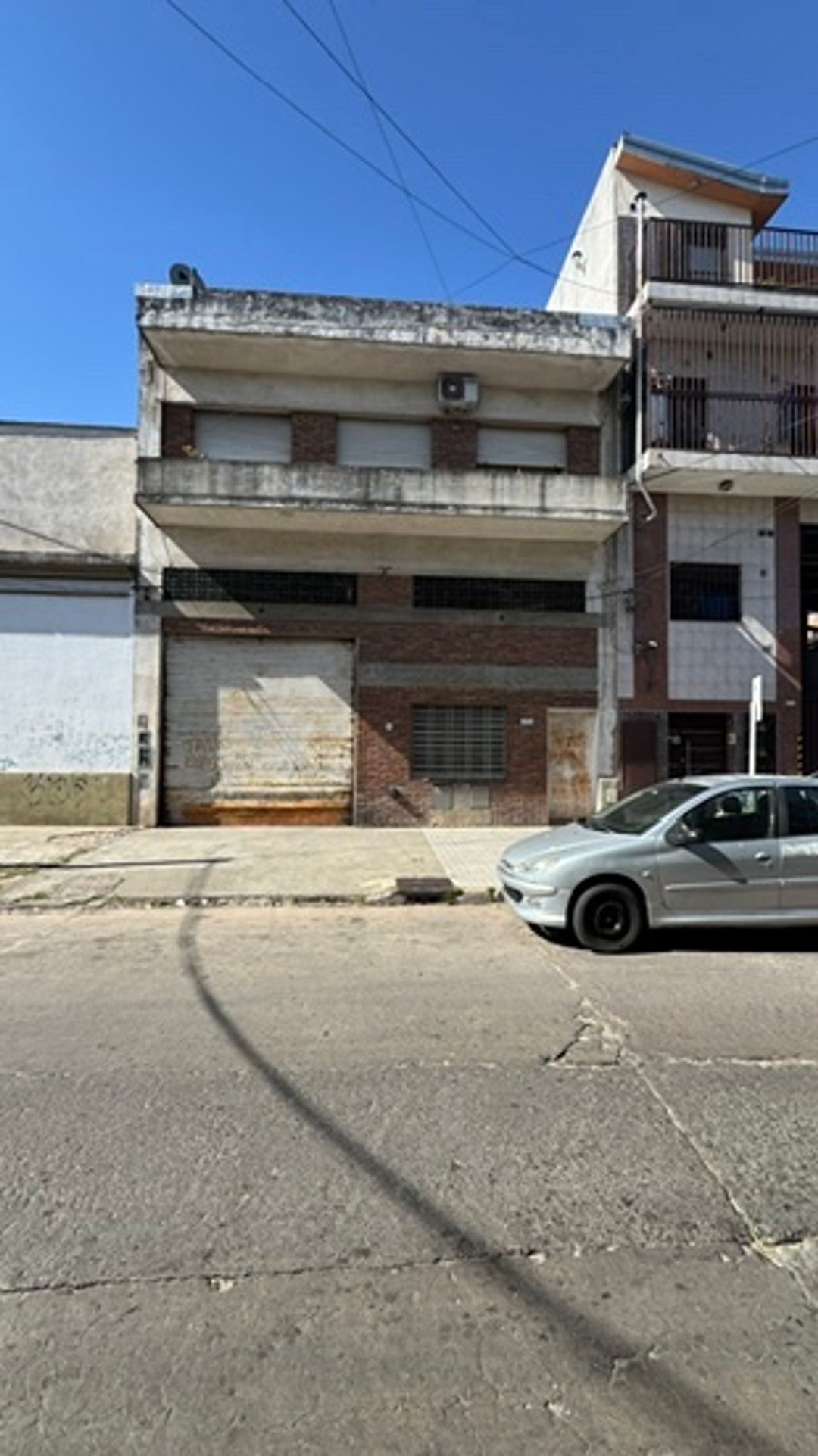 ALQUILER Depósito - Galpón /Industria con Oficina