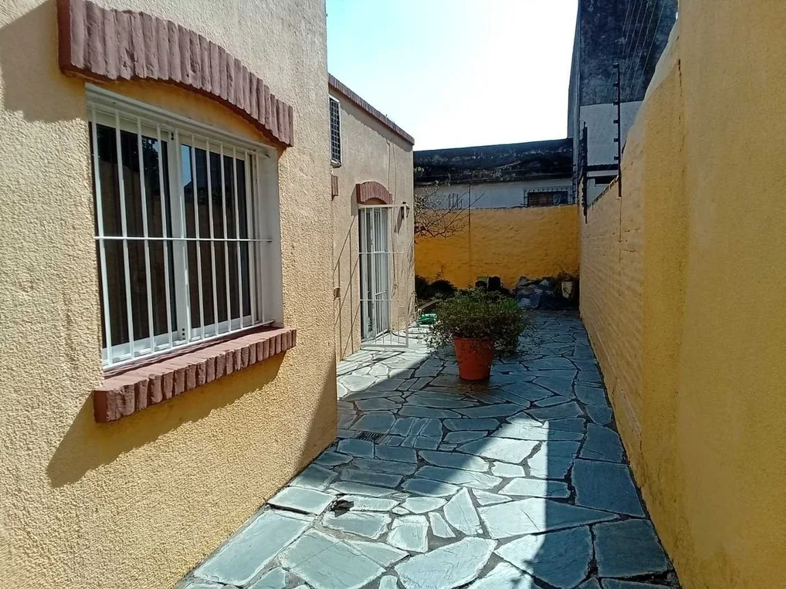 Venta casa 5 ambientes patio boulogne san isidro, foto 2
