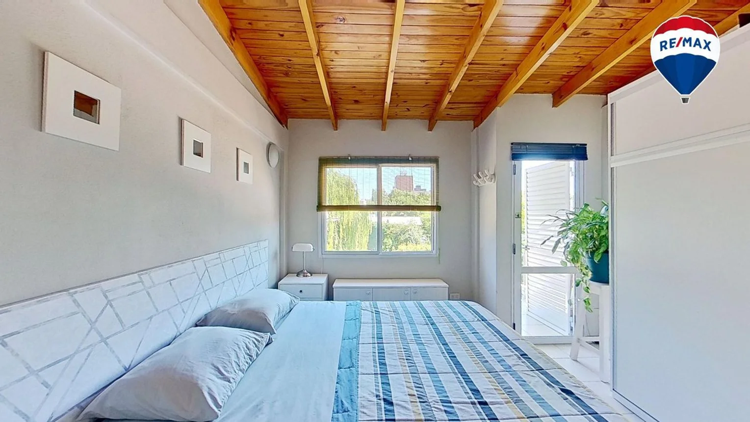 Departamento de 2 ambientes en venta en Banfield, Tomás Godoy Cruz 100