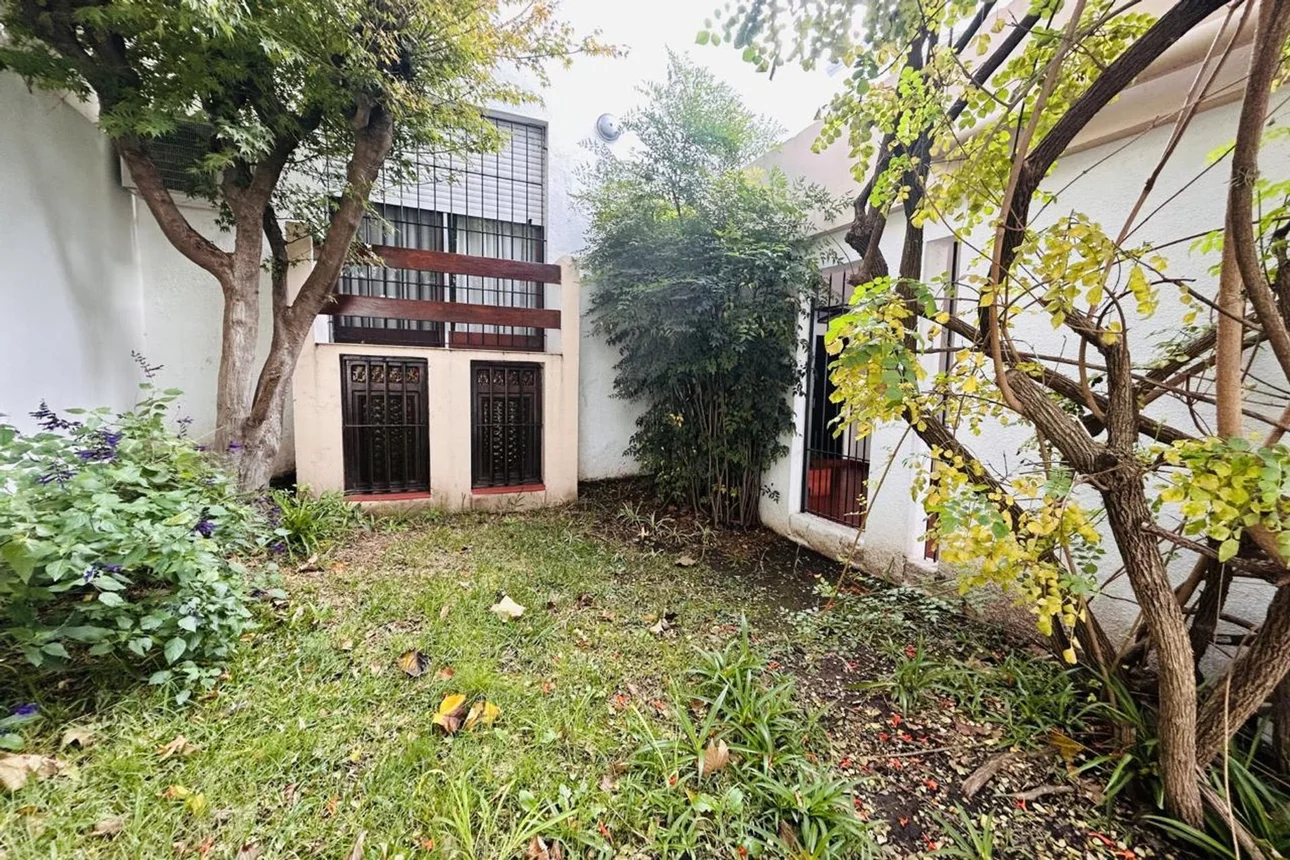 Casa en venta en Quilmes, foto 4