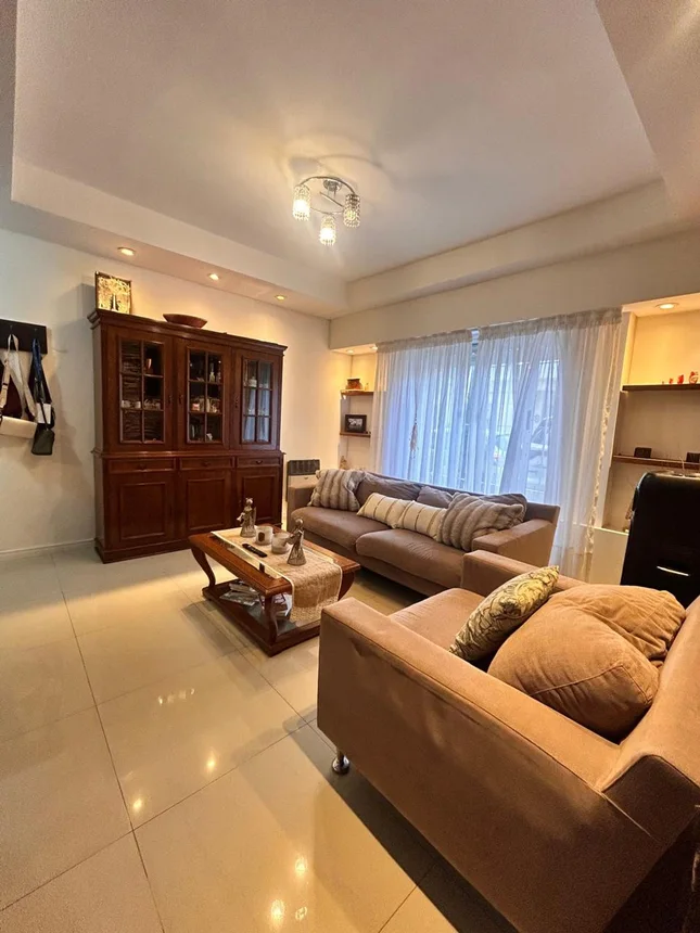 PH de 4 ambientes en venta en Ramos Mejía, Ayolas 200