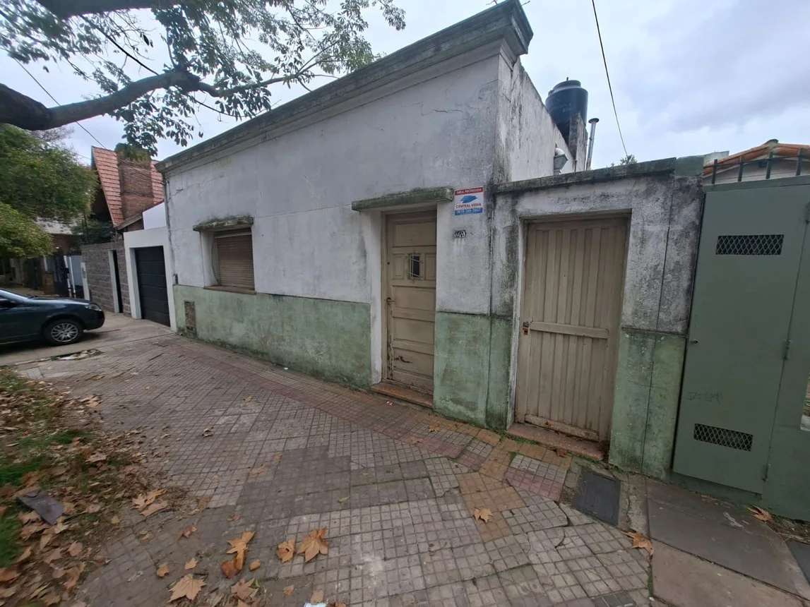 Casa de 3 ambientes en venta en Banfield, Rodríguez Peña 900, foto 2