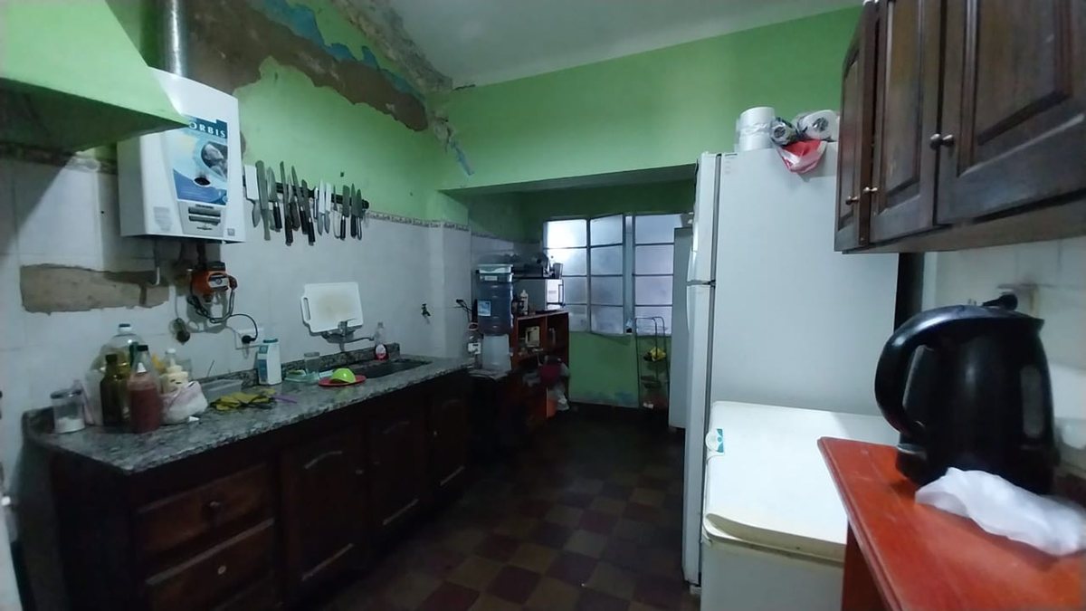 CASA 3 DORM VENTA B° FERROVIARIO A RECICLAR - foto 4