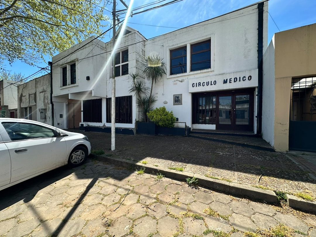 Venta edificio comercial Gral Madariaga