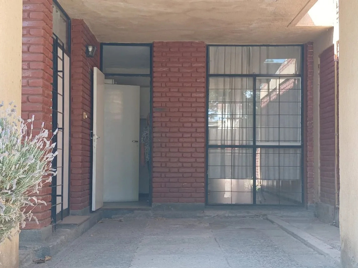 Casa en venta en Godoy Cruz, foto 2