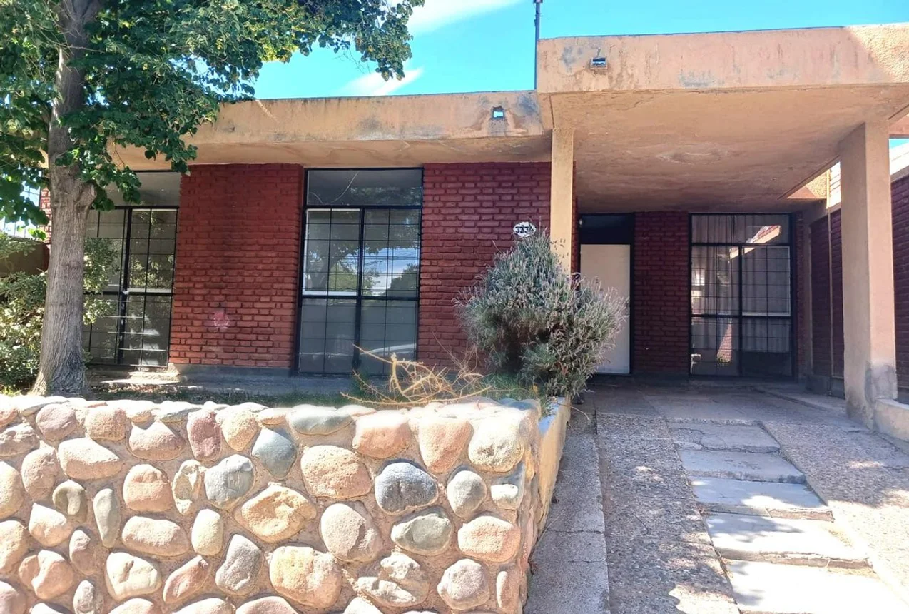 Casa en venta en Godoy Cruz
