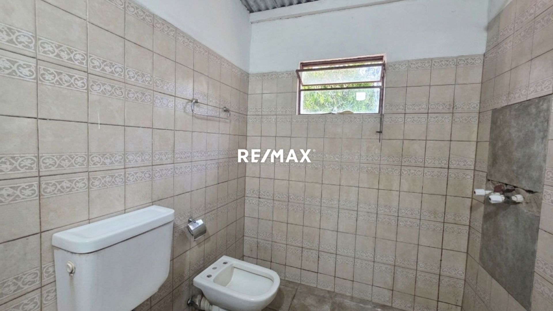 CASA VENTA O PERMUTA AV DELGADILLO ZONA ESTE - foto 13