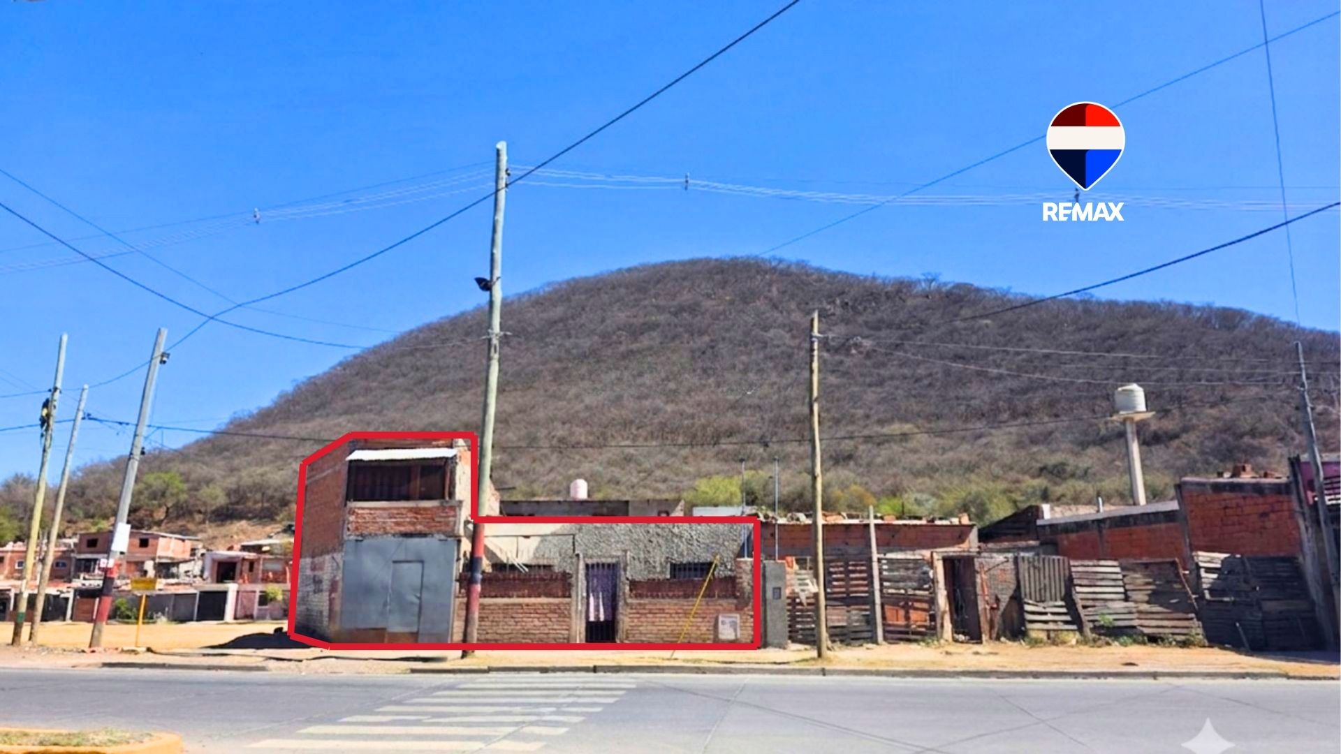 CASA VENTA O PERMUTA AV DELGADILLO ZONA ESTE - foto 1