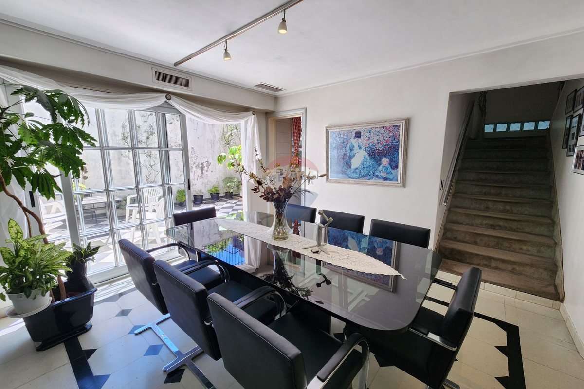 Foto 7 — Venta Casa 5 amb c/ cochera en Bernal Centro